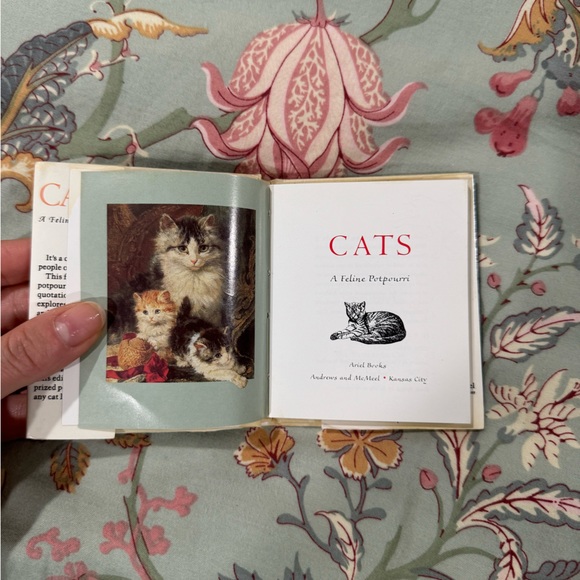 Cats A Feline Potpourri Book - Picture 9 of 13